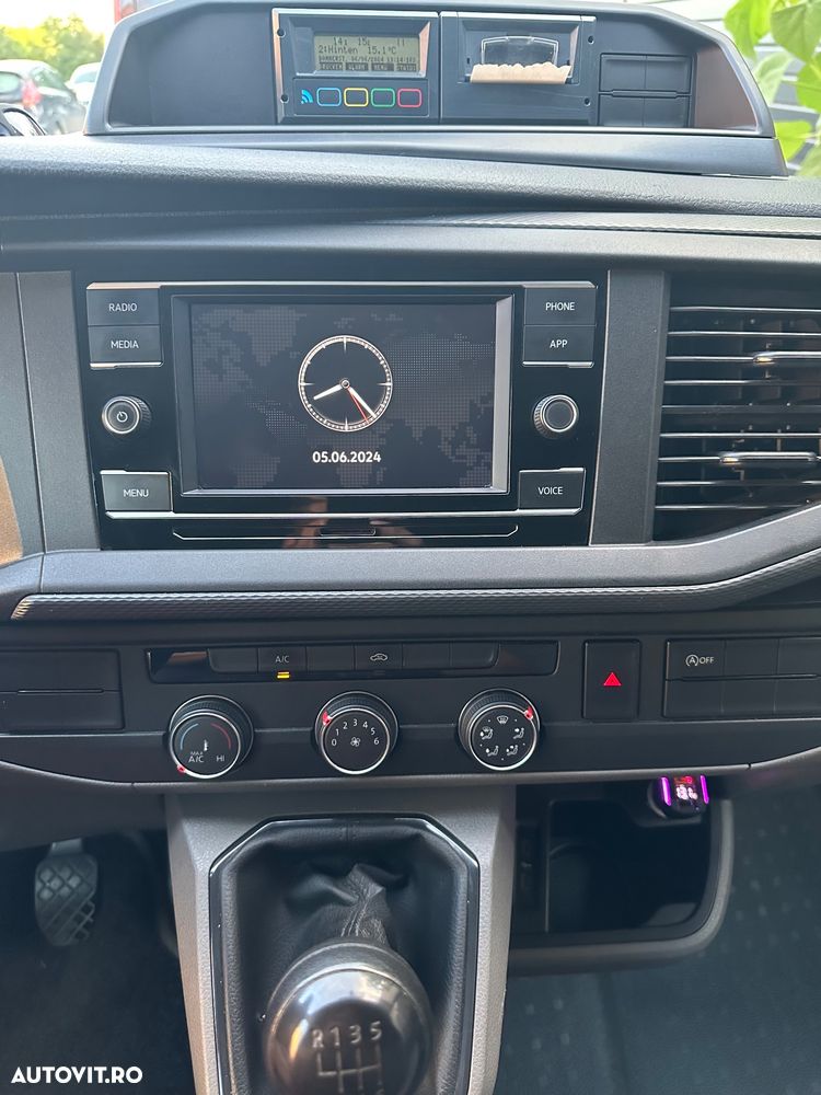 Volkswagen Transporter - 13
