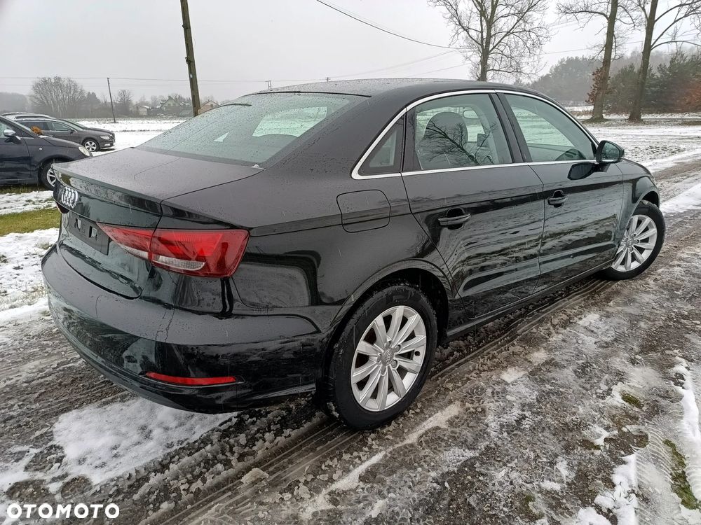 Audi A3 Limousine 1.6 TDI Attraction - 4
