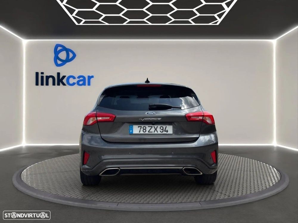 Ford Focus 1.5 EcoBoost Vignale — fotografia 6