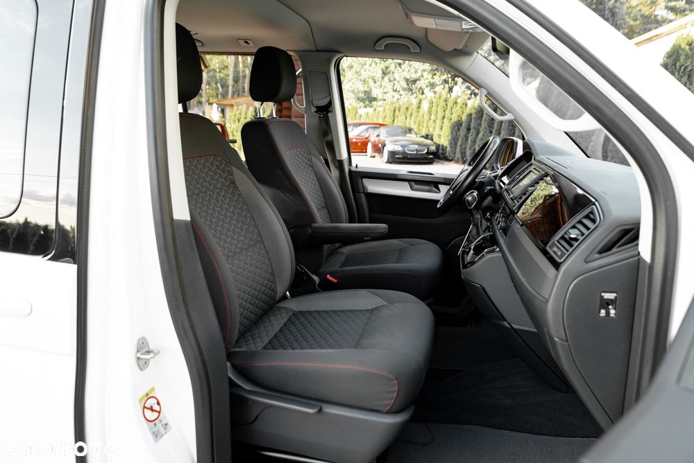 Volkswagen Multivan - 28