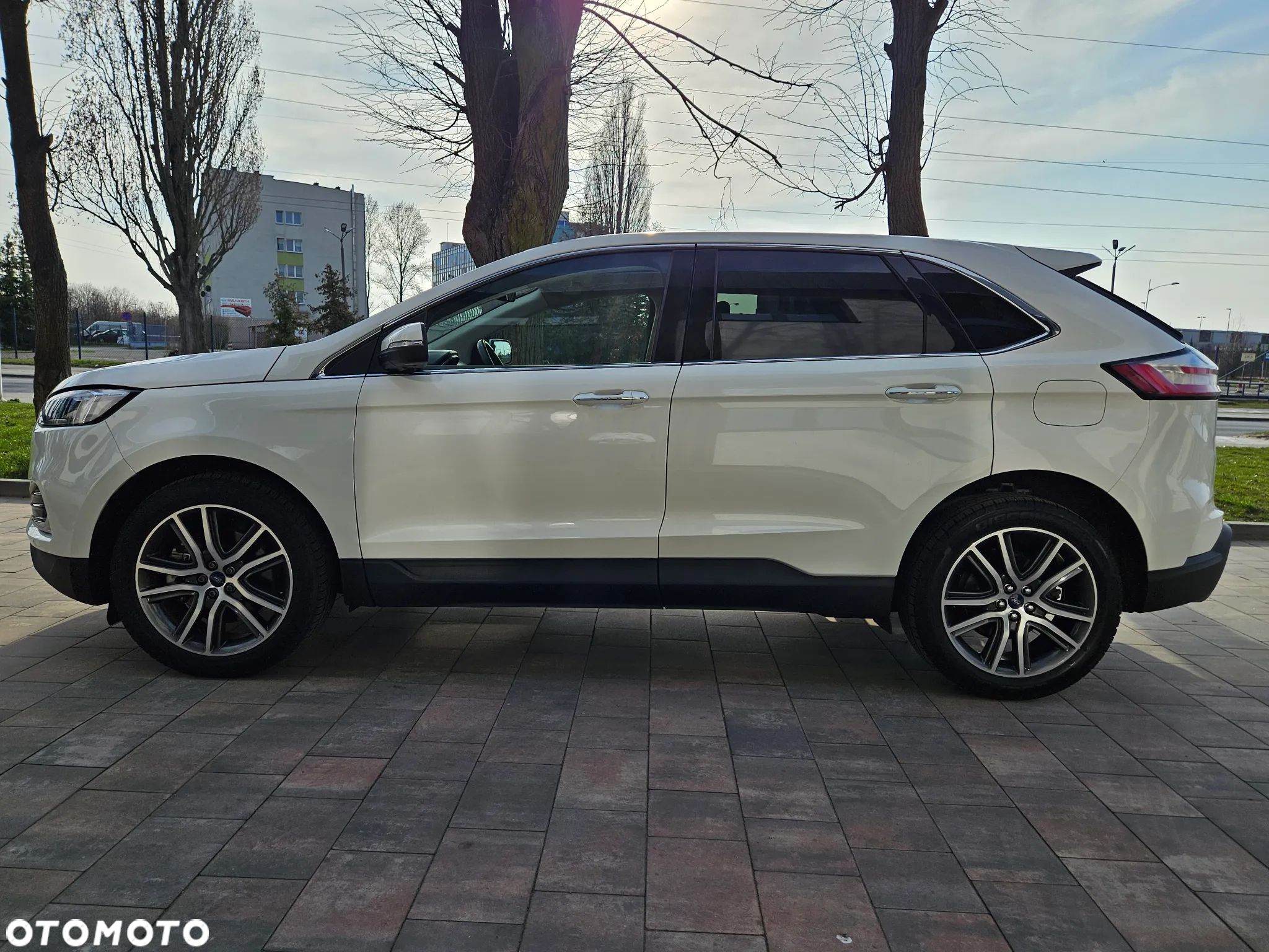 Ford Edge - 24
