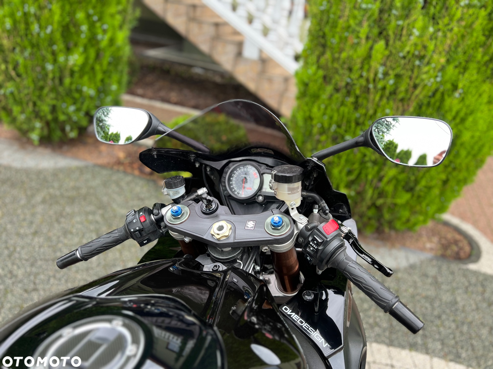 Suzuki GSX-R - 19