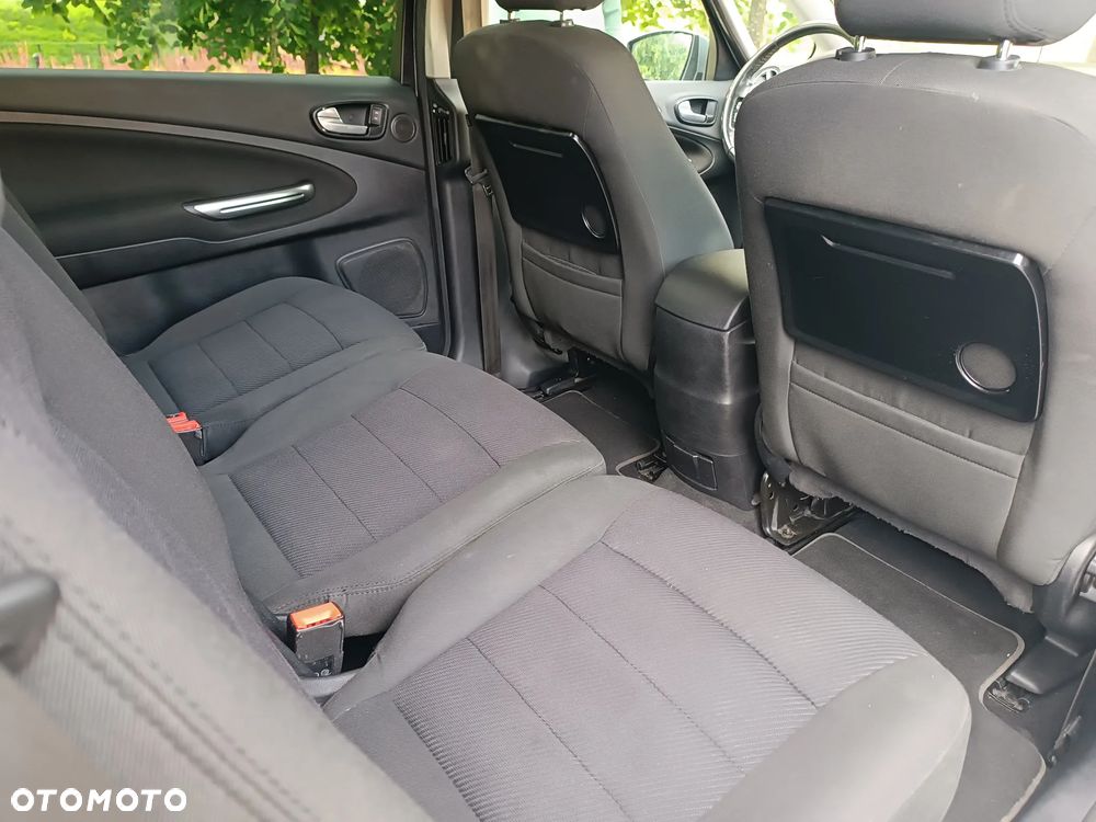 Ford S-Max 2.0 TDCi Titanium - 8