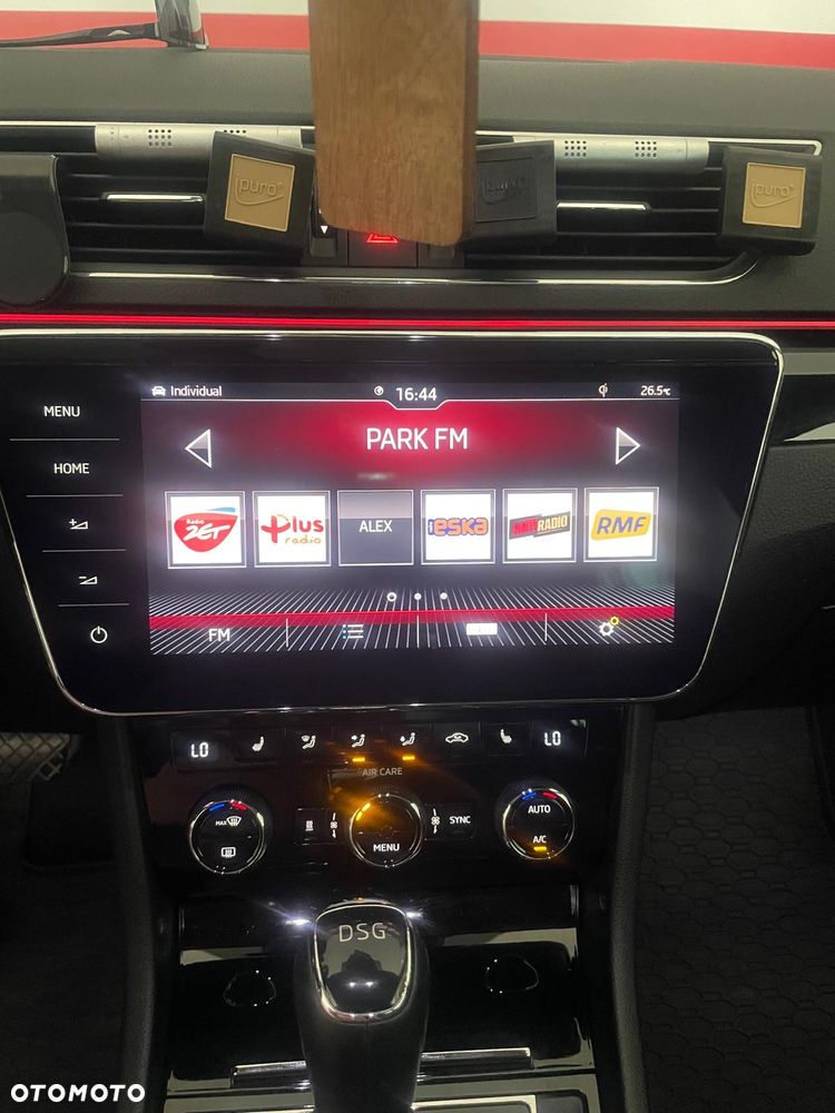 Skoda Superb 2.0 TDI L&K DSG - 29