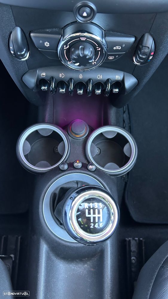 MINI Clubman Cooper SD - 18