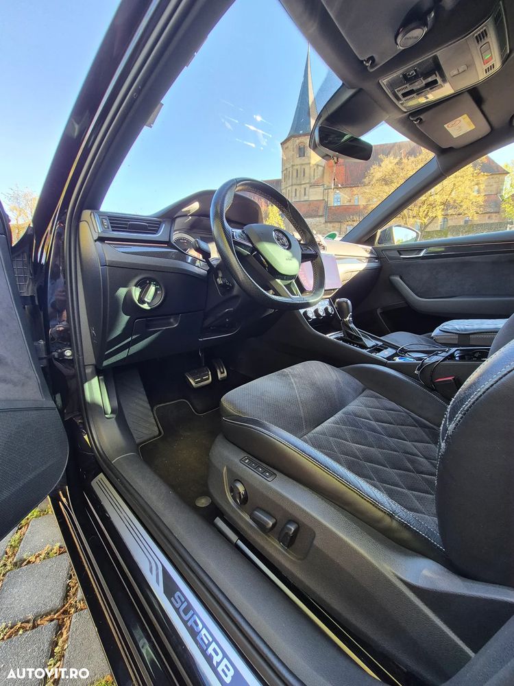 Skoda Superb 2.0 TDI DSG Sportline - 11