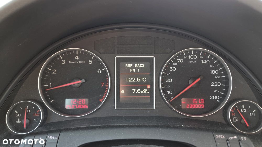 Audi A4 Avant 2 - 9