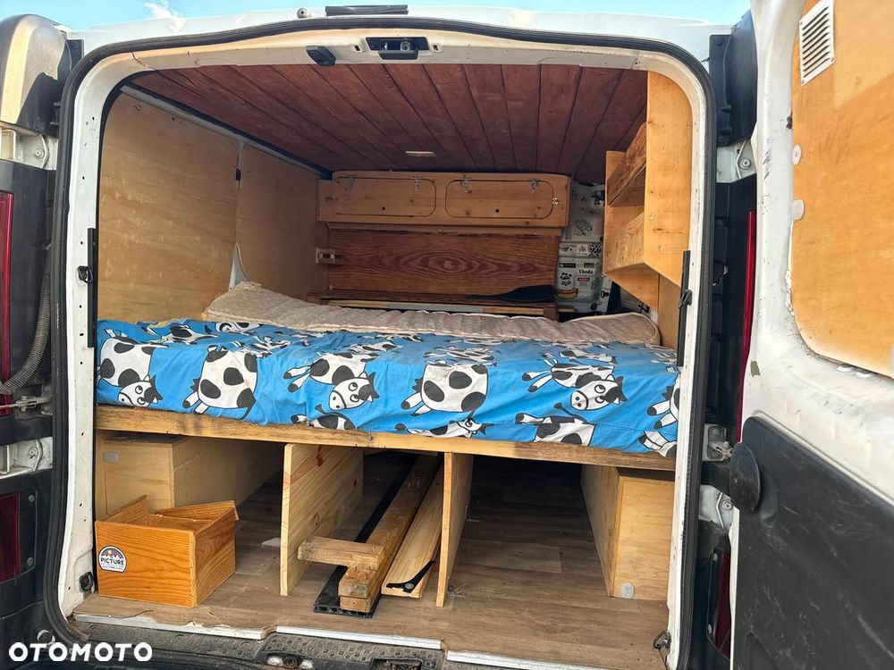 Renault TRAFIC - 7