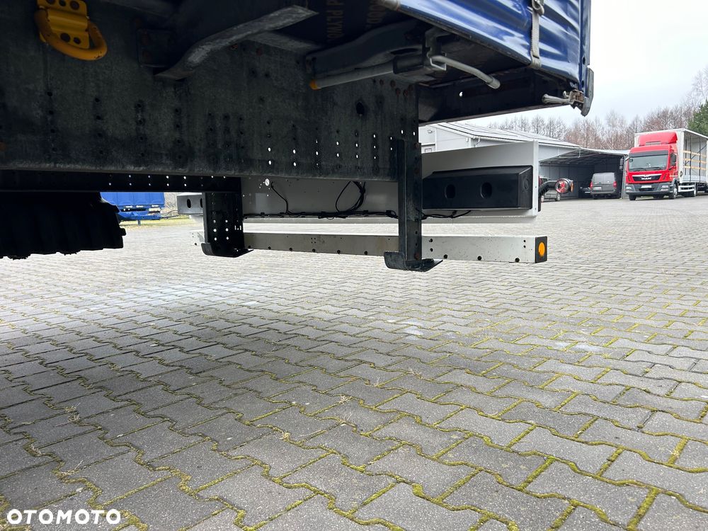 Schmitz Cargobull SCB S3T - 16