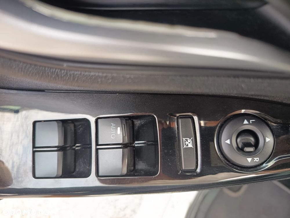 Hyundai ix20 1.6 Automatik Fifa World Cup Edition - 27