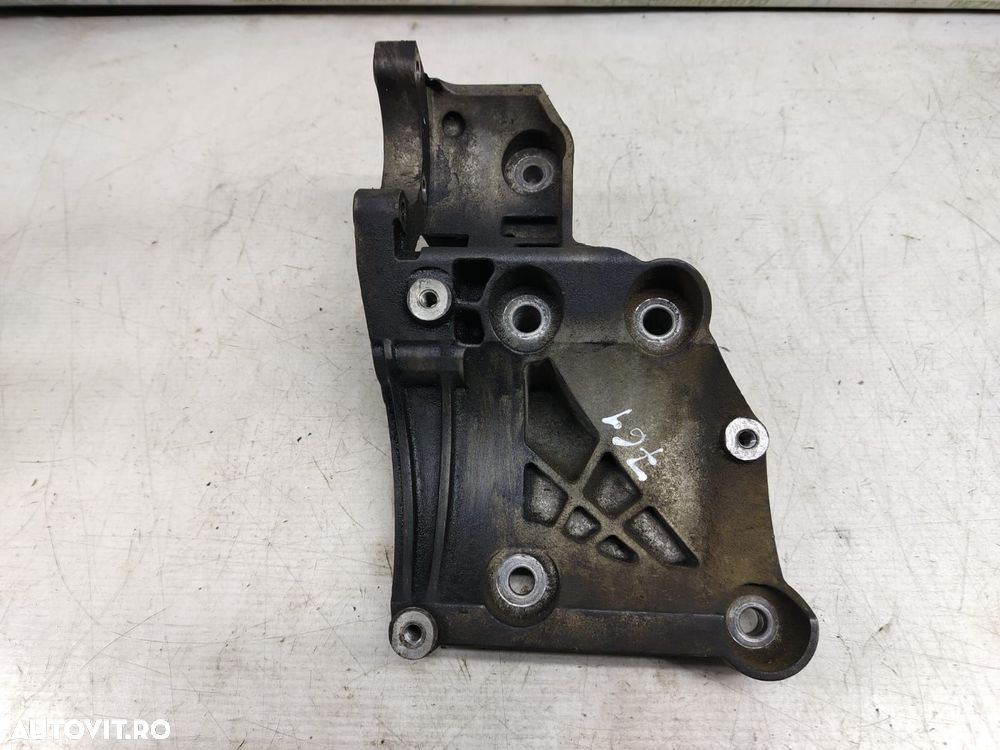 Suport accesorii 55562863 2.0 cdti A20DTH Opel Astra J [2009 - 2012] - 2