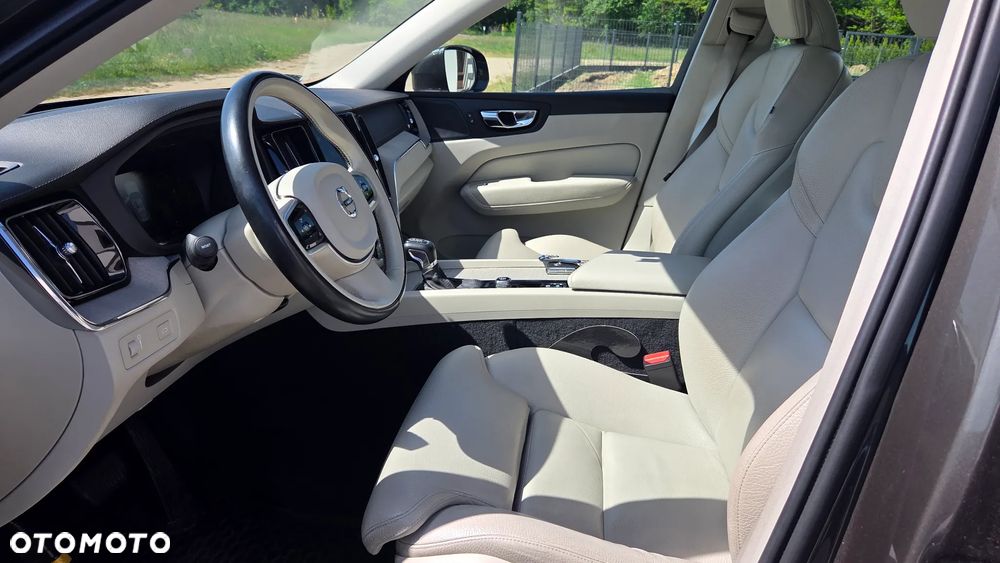 Volvo XC 60 - 9