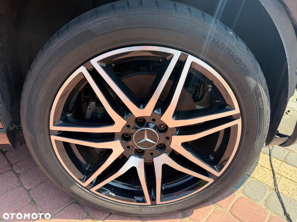 Mercedes-Benz Klasa V 300 d extralang 4Matic 9G-TRONIC Exclusive - 5