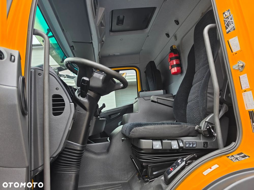 Mercedes-Benz Atego 1324 Chłodnia 6,40 m + Winda 1500 kg | 223 tys. km | zadbany  EURO 6 - 26