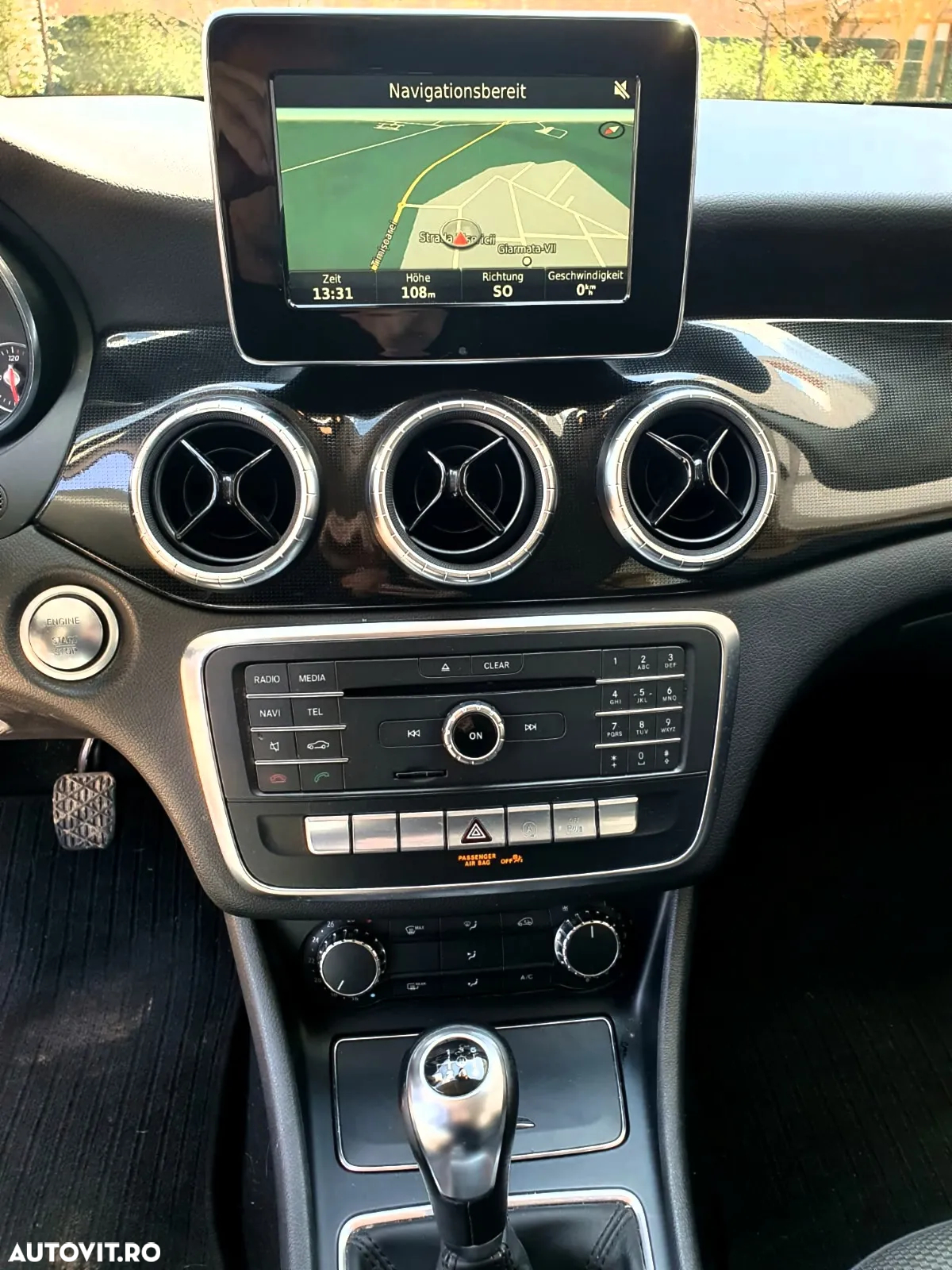 Mercedes-Benz CLA Shooting Brake 180 d - 9