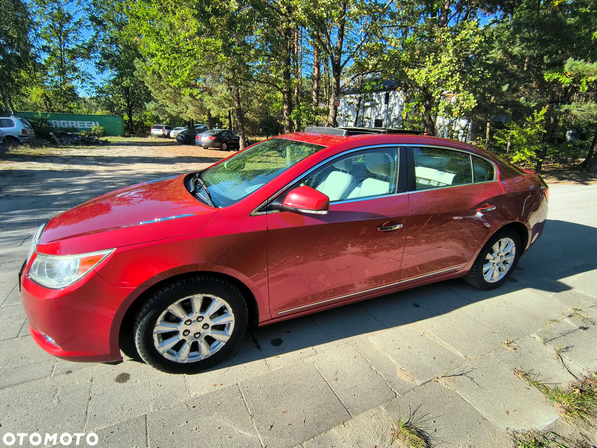 Buick Lacrosse - 22