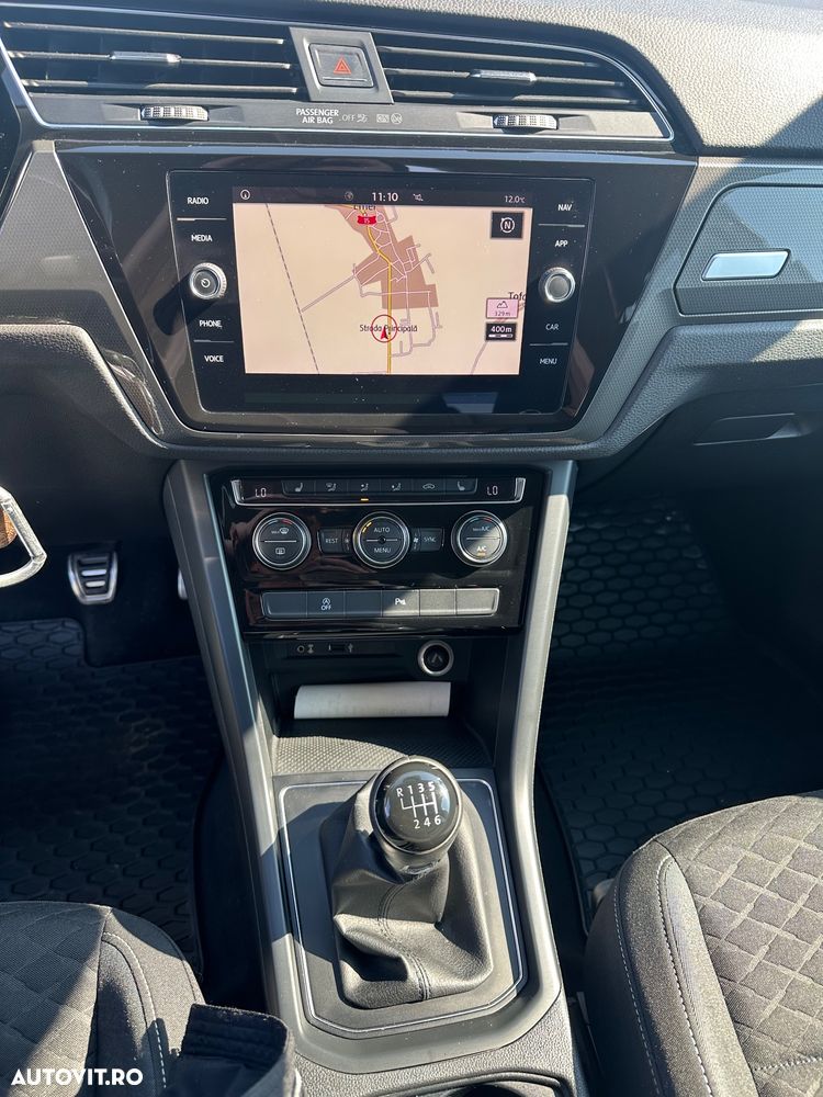 Volkswagen Touran - 7