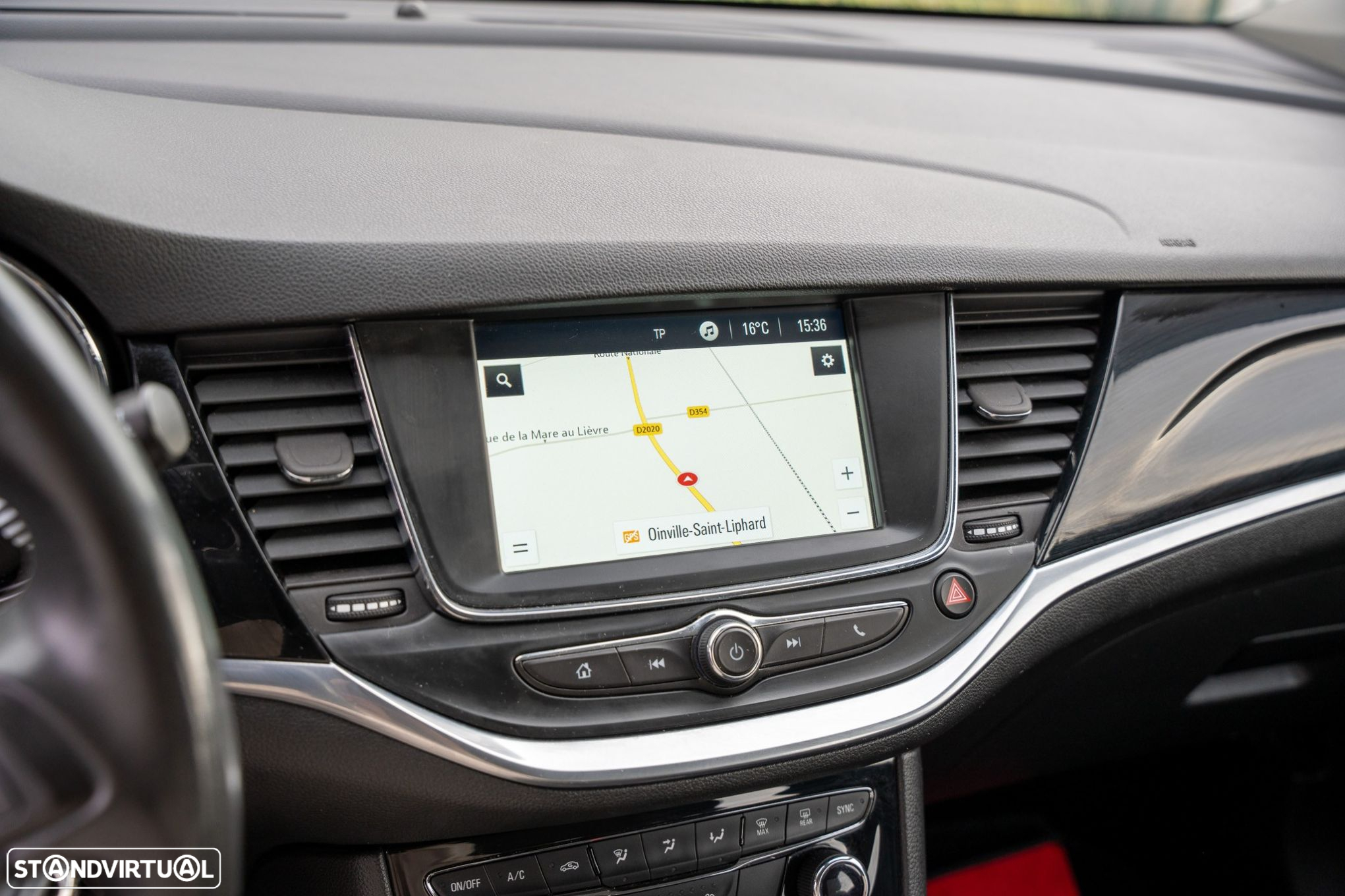 Opel Astra Sports Tourer - 14