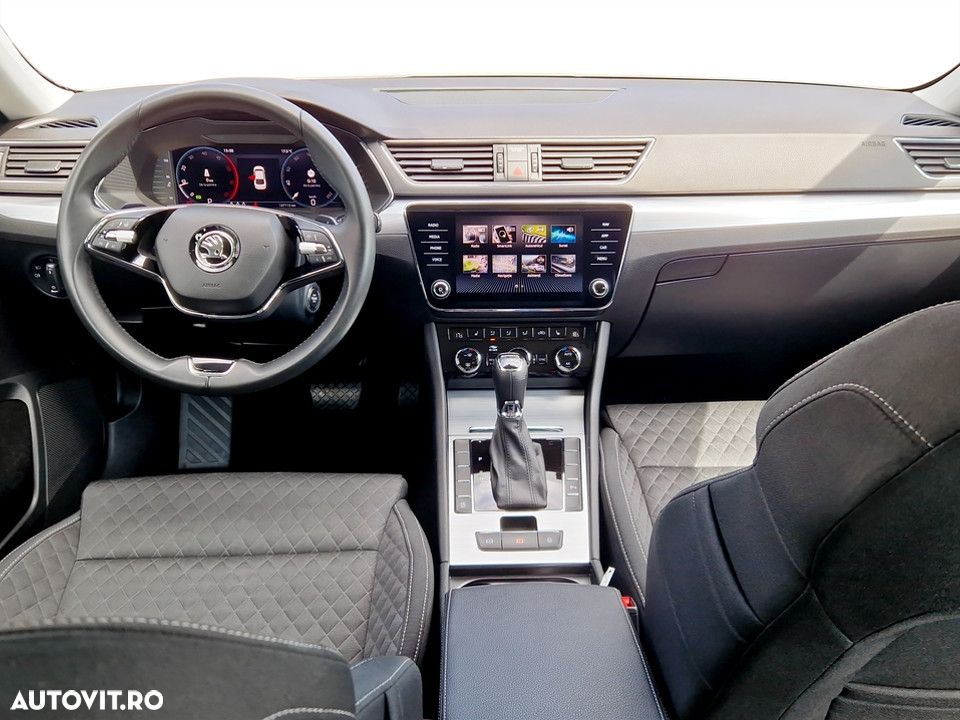 Skoda Superb 2.0 TDI DSG Ambition - 13