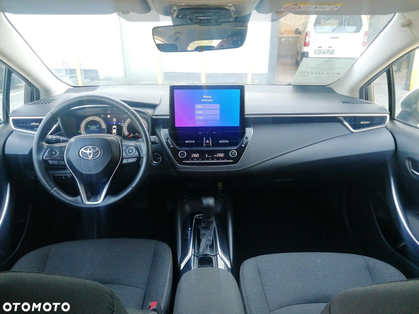 Toyota Corolla 1.8 Hybrid Style - 11