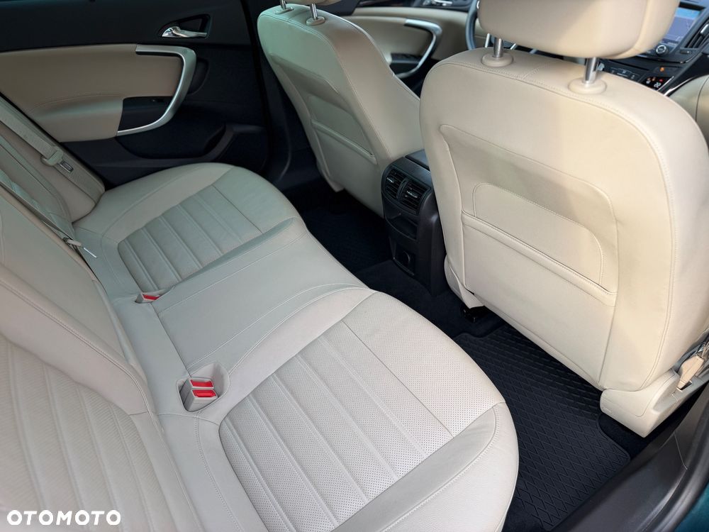 Opel Insignia 2.0 CDTI Cosmo 4x4 S&S - 33