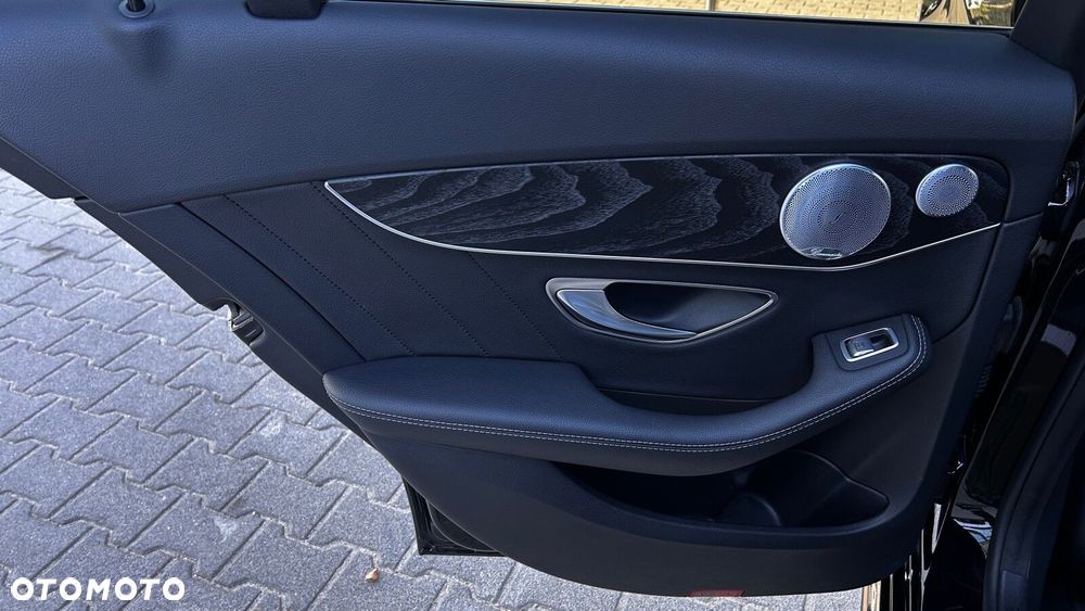 Mercedes-Benz Klasa C 200 9G-TRONIC - 27
