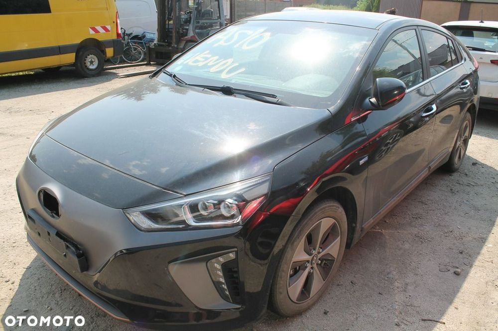 Hyundai IONIQ - 2