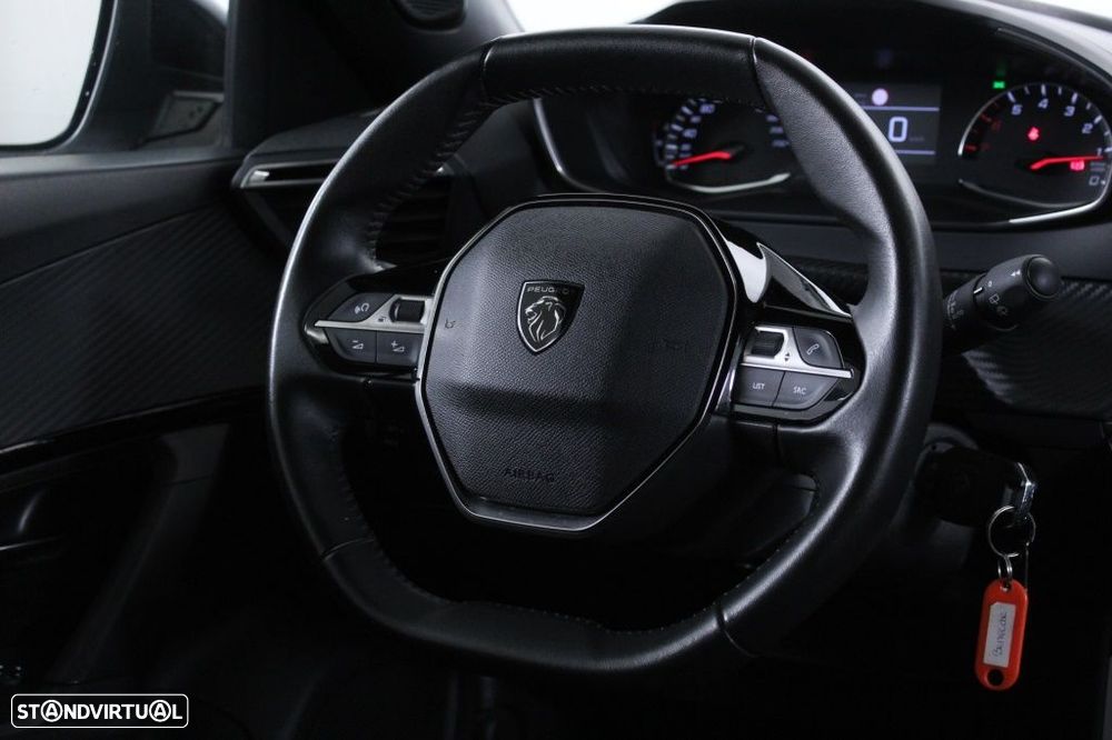 Peugeot 2008 1.2 PureTech Active - 17