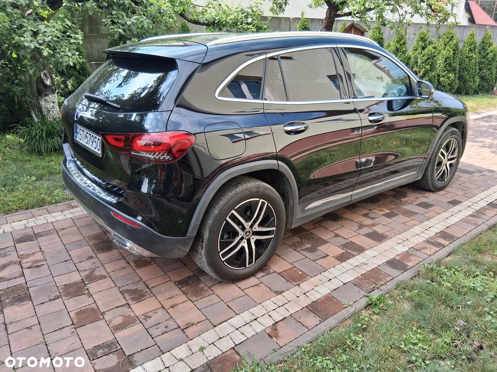 Mercedes-Benz GLA - 5