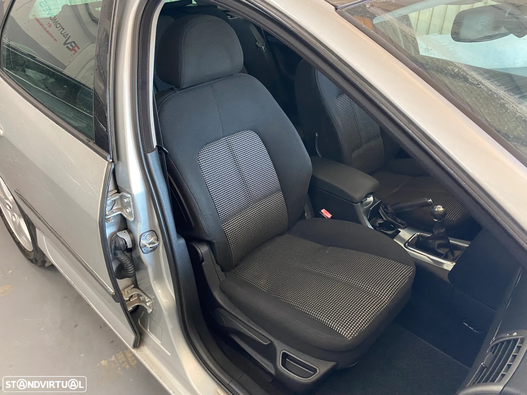 Peugeot 407 SW 1.6 HDi Navteq - 11