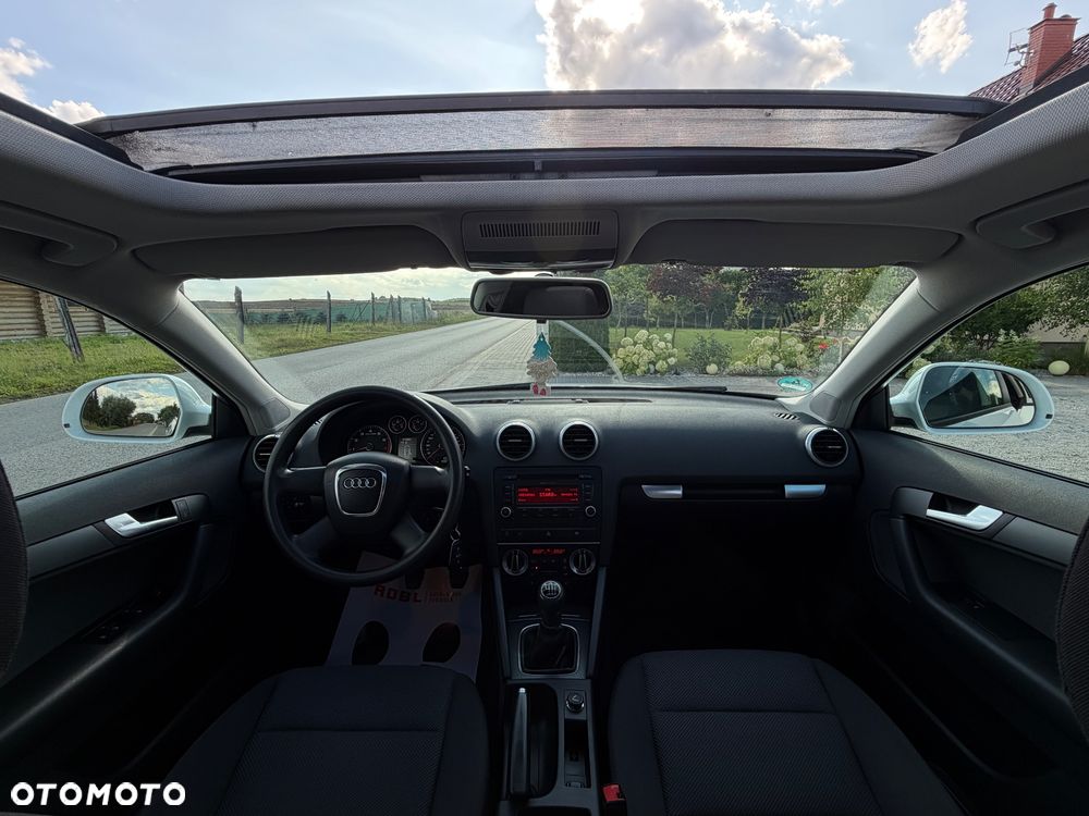 Audi A3 Sportback 1.4 TFSI Attraction - 28