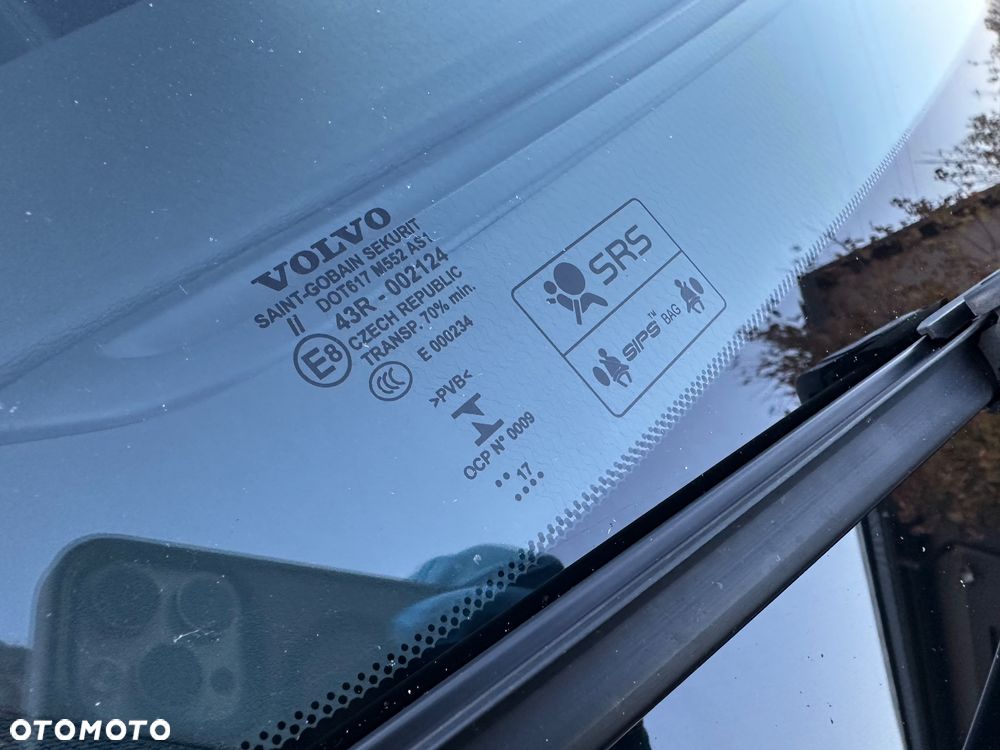 Volvo V60 D4 Geartronic Summum - 31