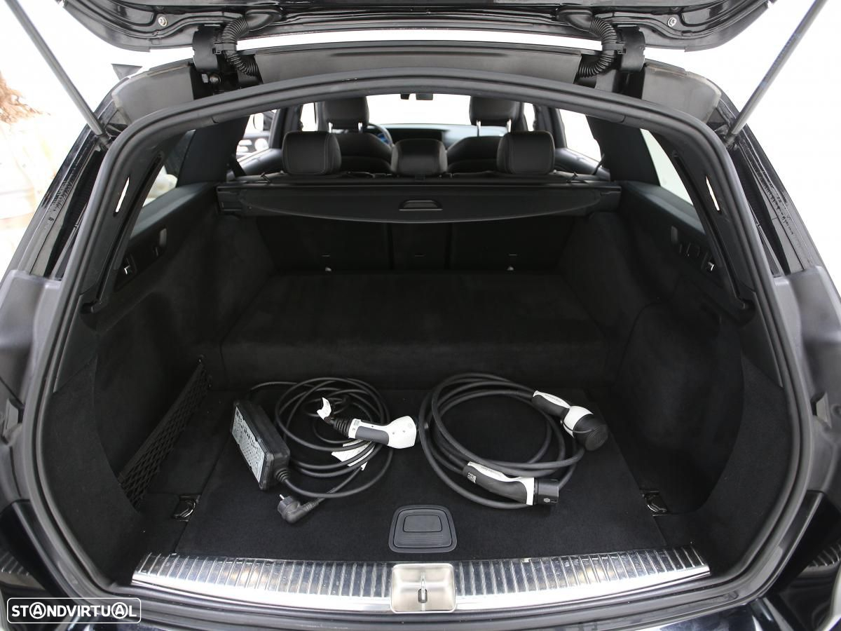 Mercedes-Benz E 300 de AMG Line 4Matic - 13