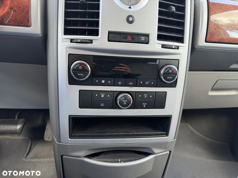 Chrysler Grand Voyager 2.8 CRD Touring - 10