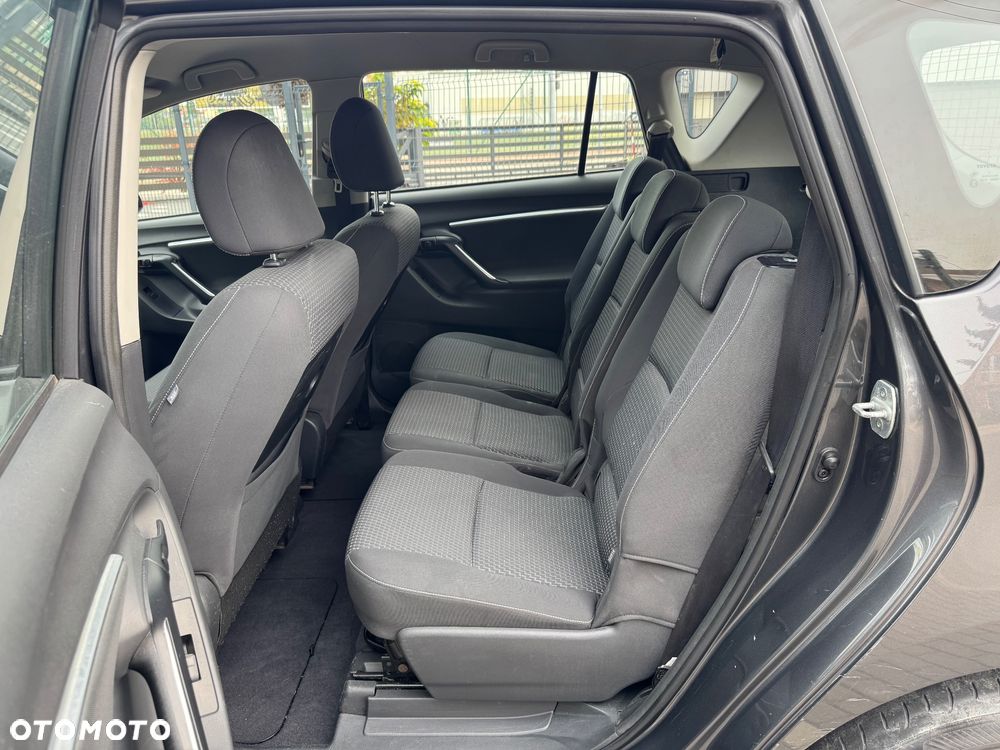 Toyota Verso - 22