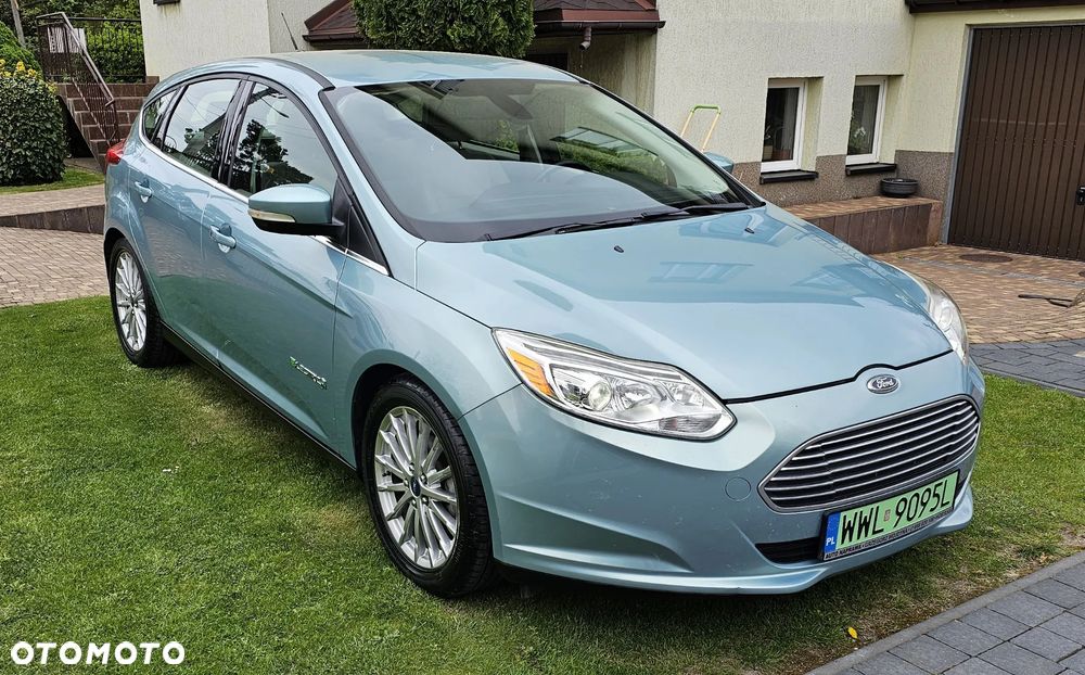 Ford Focus Standard - 2