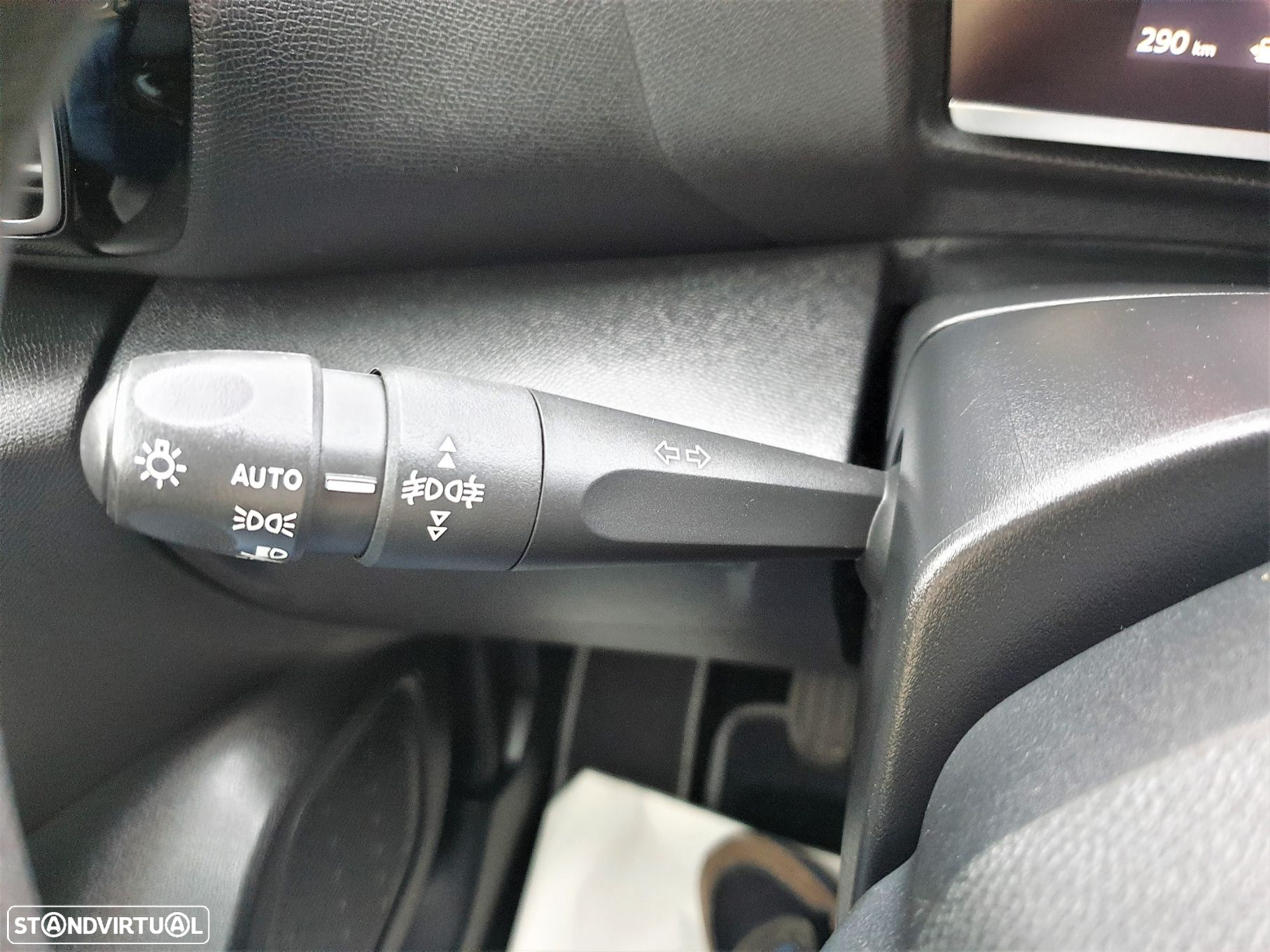 Citroën C4 BlueHDi 110 Stop&Start FEEL PACK - 21