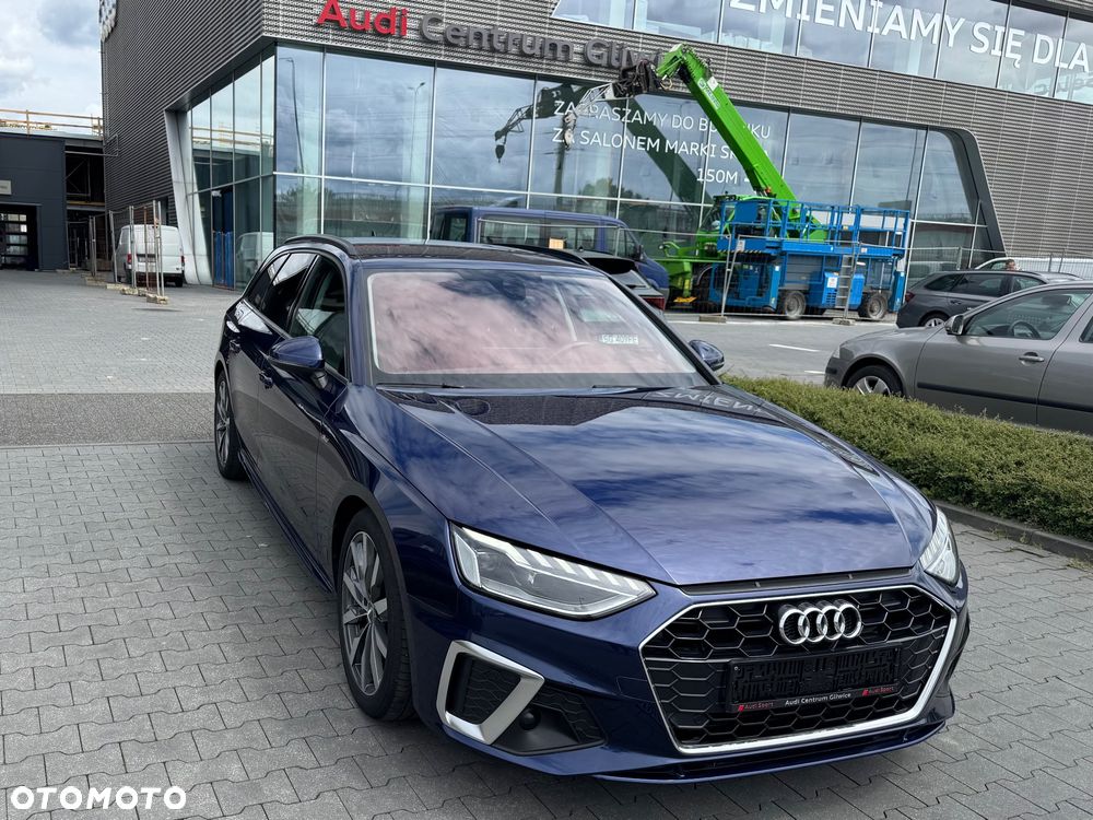 Audi A4 Avant 35 TDI mHEV S Line S tronic - 4