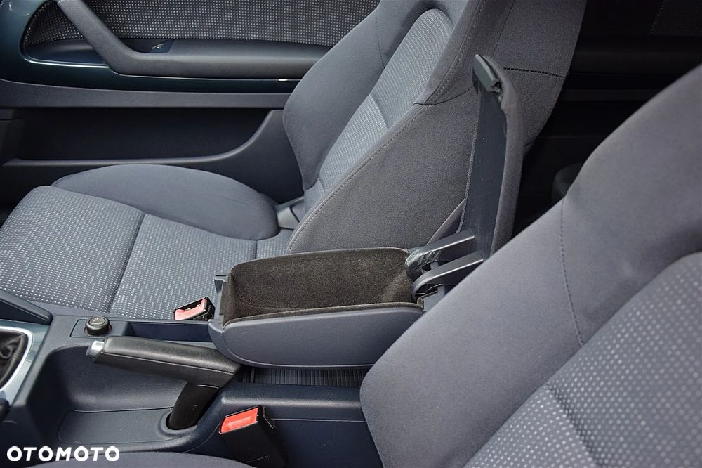Audi A3 3-drzwiowe 1.6 S Line Sportpaket plus - 17