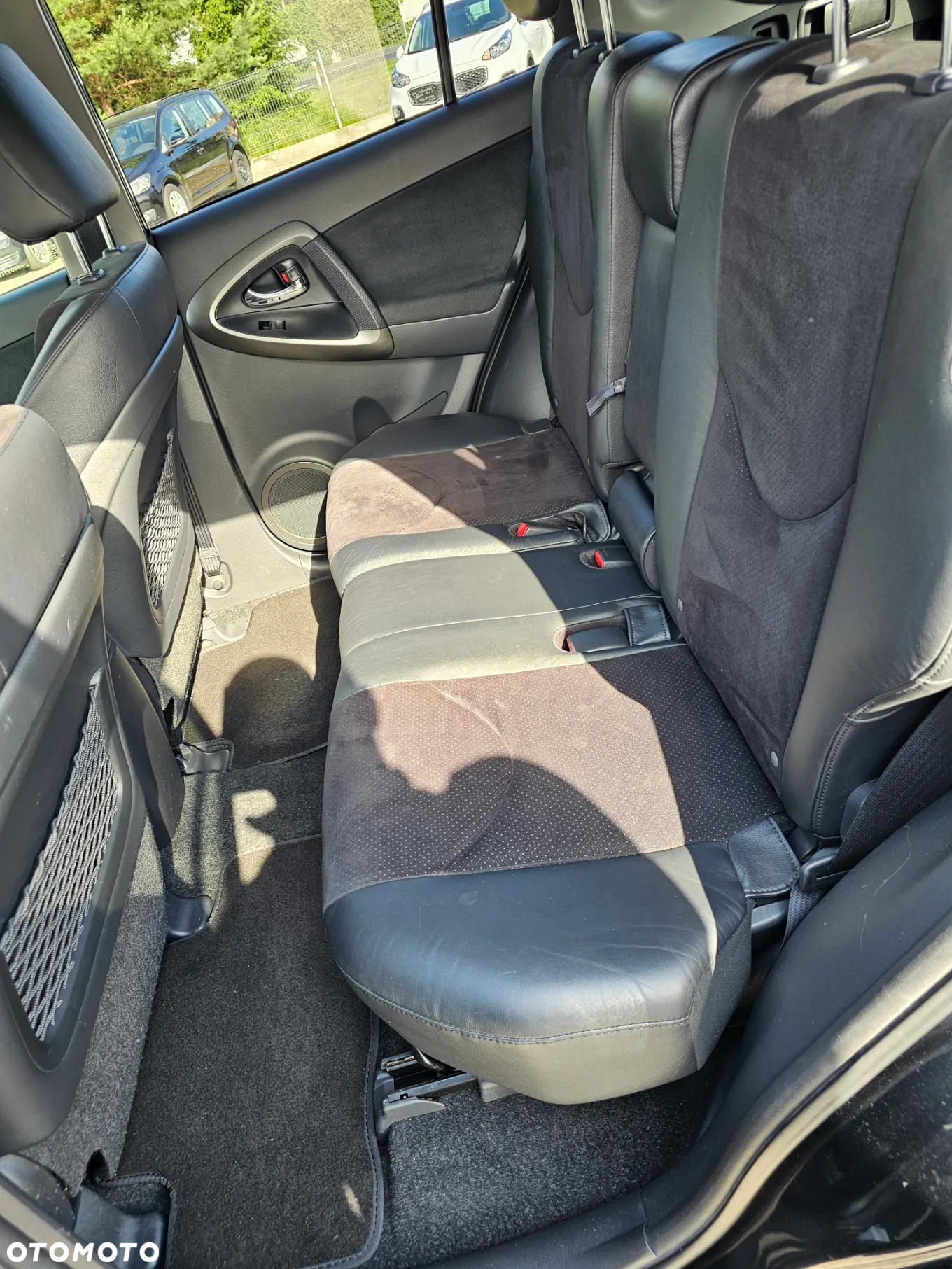 Toyota RAV4 2.2 D-4D 4x4 Automatik Executive - 13