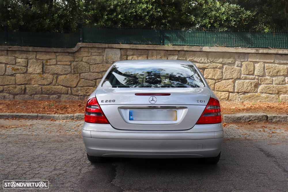 Mercedes-Benz E 200 CDI Auto Classic - 15