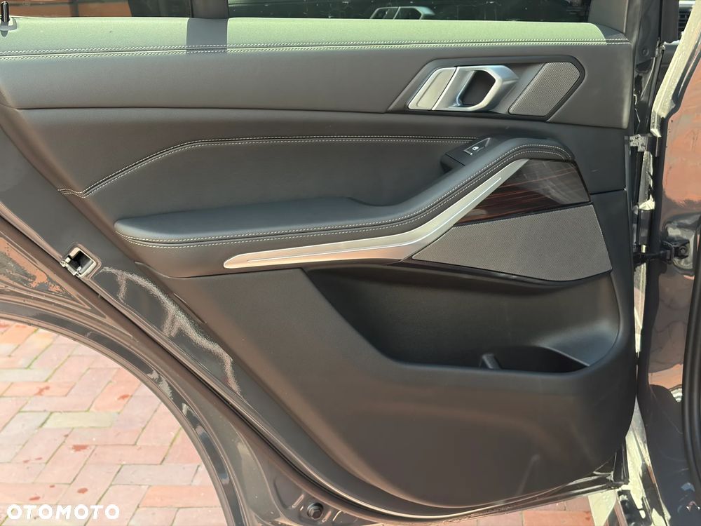 BMW X5 xDrive50e PHEV M Sport sport - 28