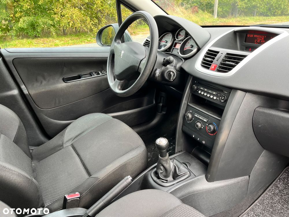 Peugeot 207 1.4 Trendy - 12