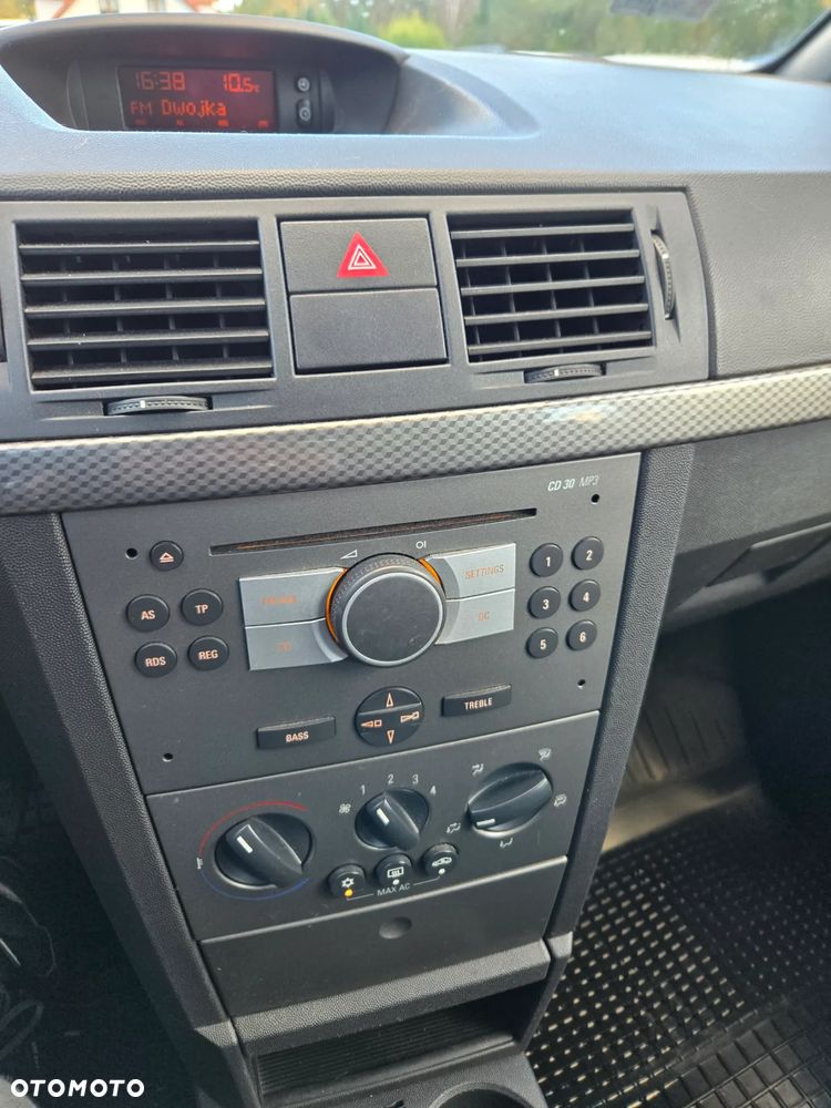 Opel Meriva 1.6 16V Cosmo - 11