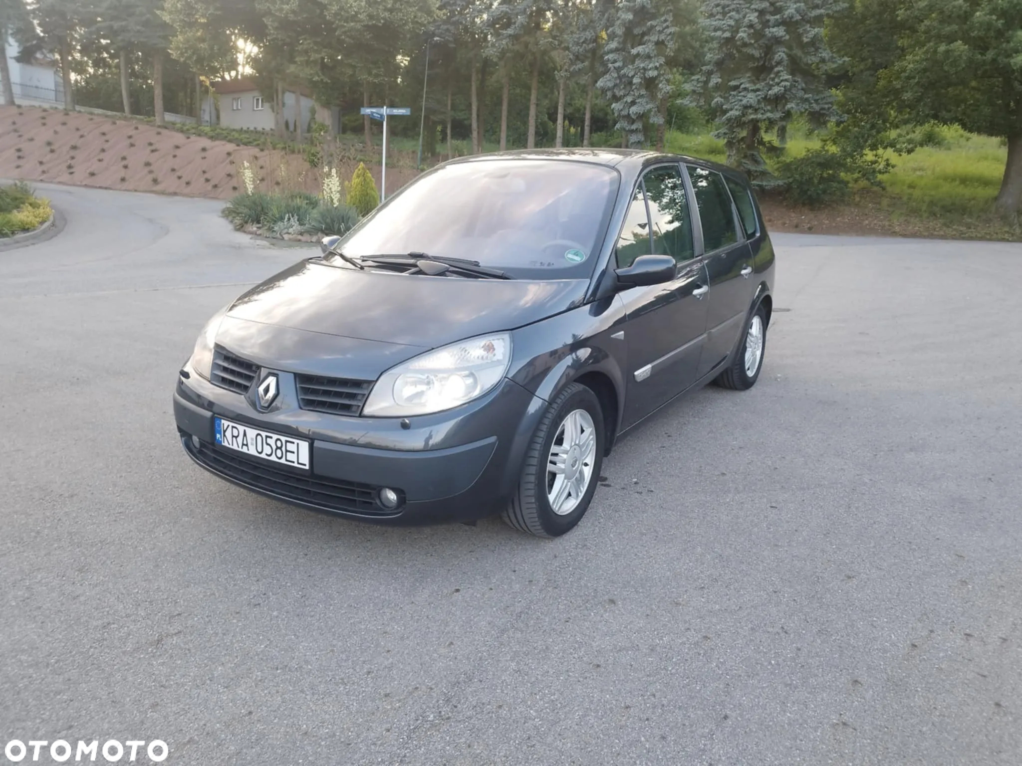 Renault Grand Scenic Gr 1.9 dCi Luxe Expression - 10