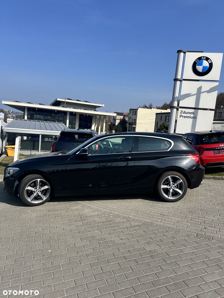 BMW Seria 1 118i Sport Line - 1