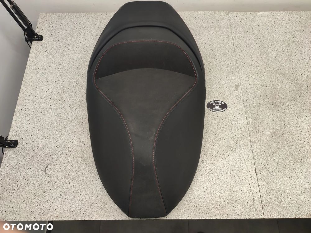 Kanapa, fotel, siedzenie kanapa Piaggio Beverly 300 - 1