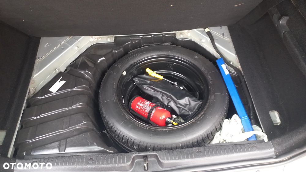 Renault Scenic 1.6 16V Authentique Euro5 - 18