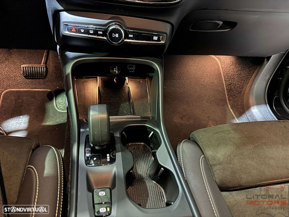 Volvo XC 40 1.5 T4 PHEV Inscription - 29