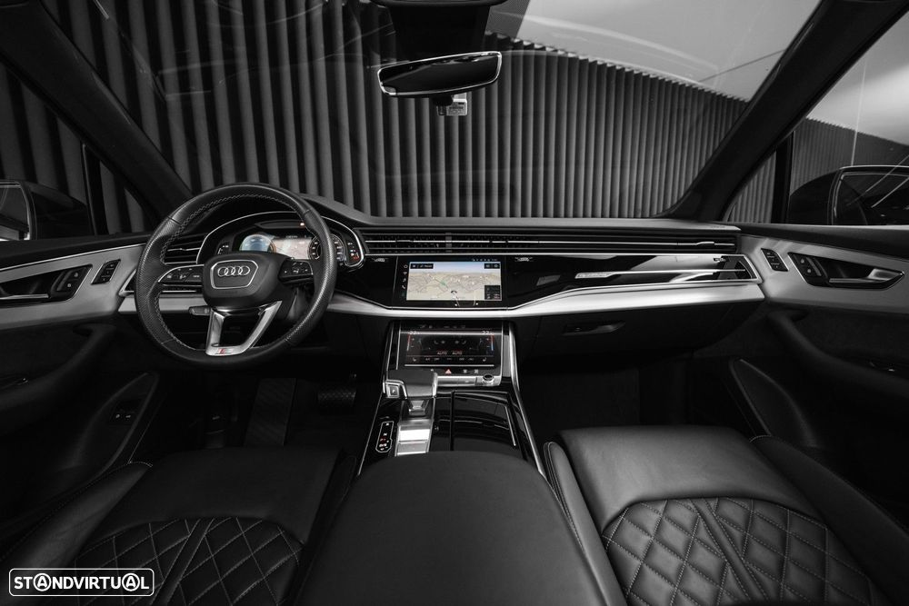 Audi Q7 55 TFSIe quattro S line Tiptronic - 12